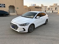 Used 2018 Hyundai Elantra for sale in Riyadh