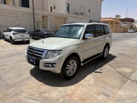 Used 2016 Mitsubishi Pajero for sale in Riyadh