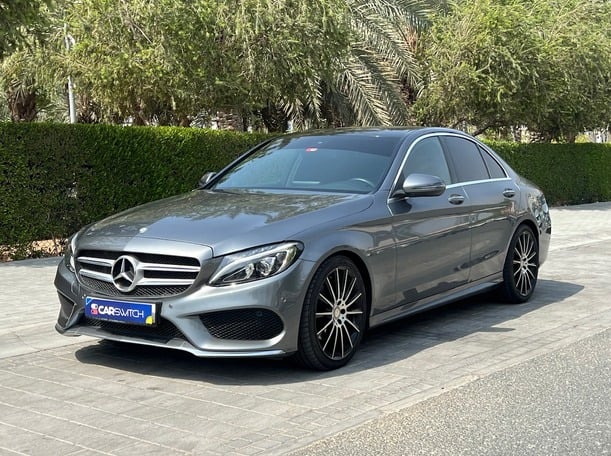 Used 2017 Mercedes C200 for sale in Dubai