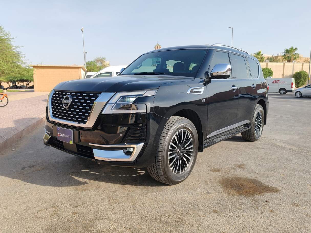 Used 2023 Nissan Patrol for sale in Riyadh