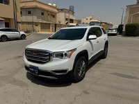 Used 2018 GMC Acadia for sale in Riyadh