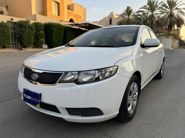 Used 2013 Kia Cerato for sale in Riyadh