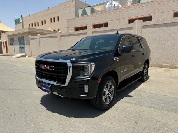 Used 2021 GMC Yukon for sale in Riyadh