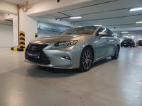 Used 2016 Lexus ES350 for sale in Riyadh