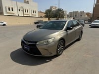 Used 2016 Toyota Camry for sale in Riyadh