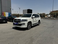 Used 2019 Toyota Land Cruiser for sale in Riyadh