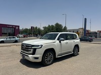 Used 2022 Toyota Land Cruiser for sale in Riyadh