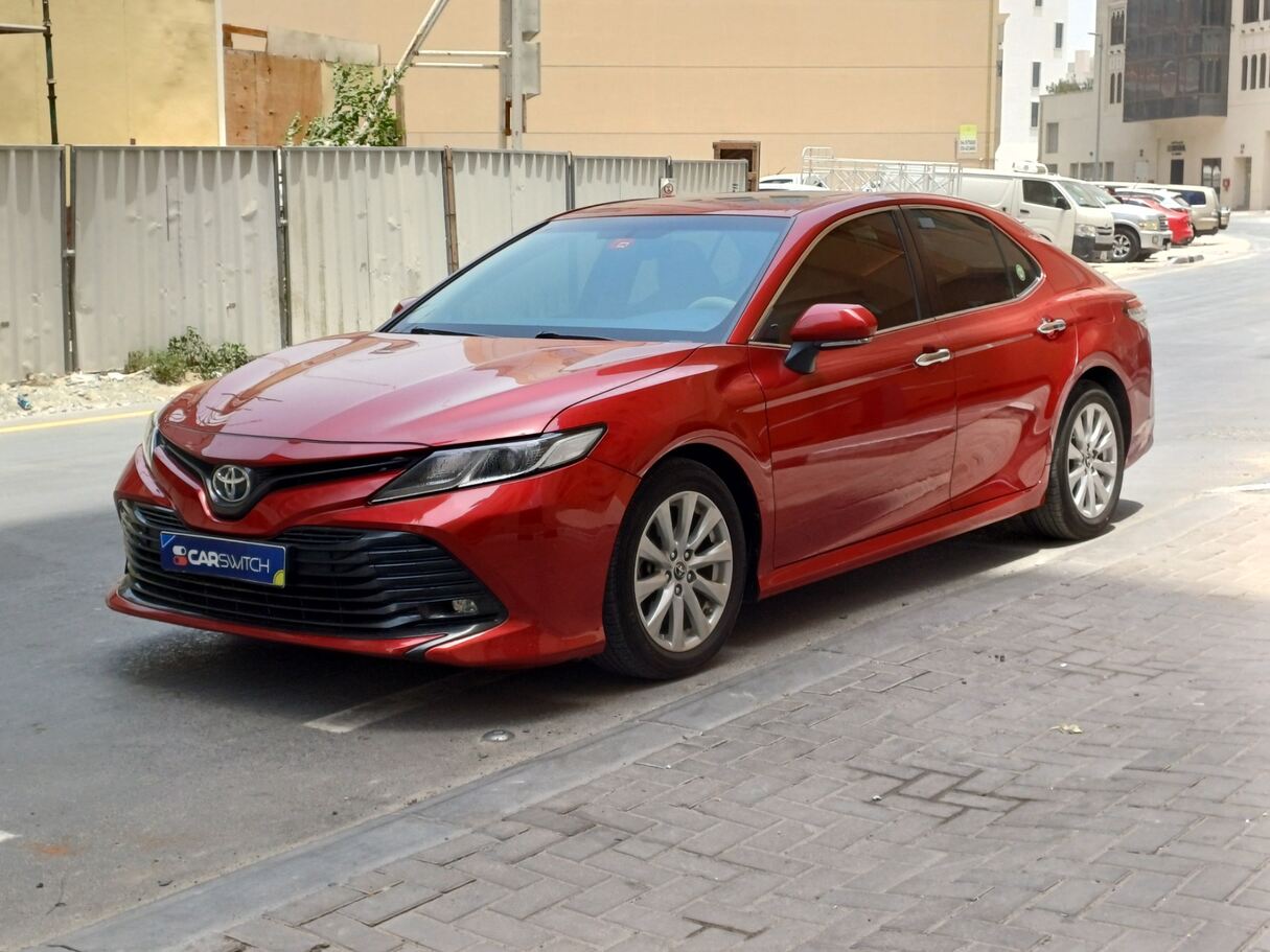 Used 2018 Toyota Camry for sale in Dubai