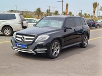 Used 2015 Mercedes GLK250 for sale in Dubai