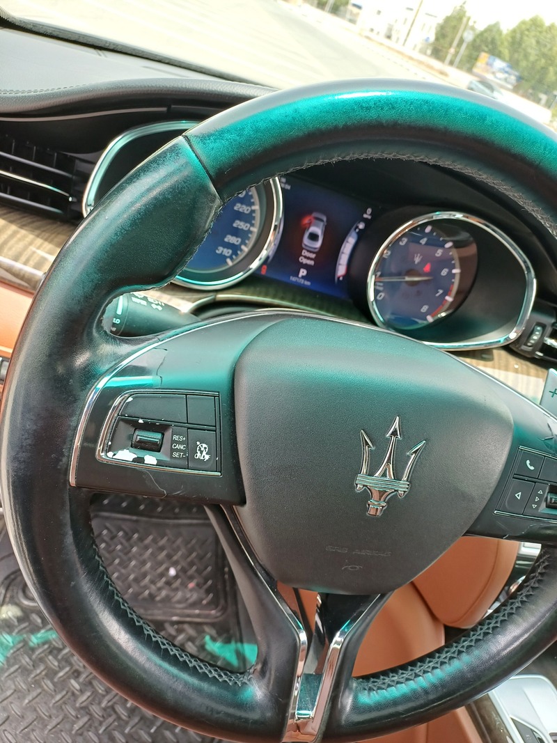 Used 2015 Maserati Quattroporte for sale in Dubai