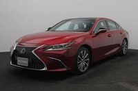 Used 2020 Lexus ES250 for sale in Dubai