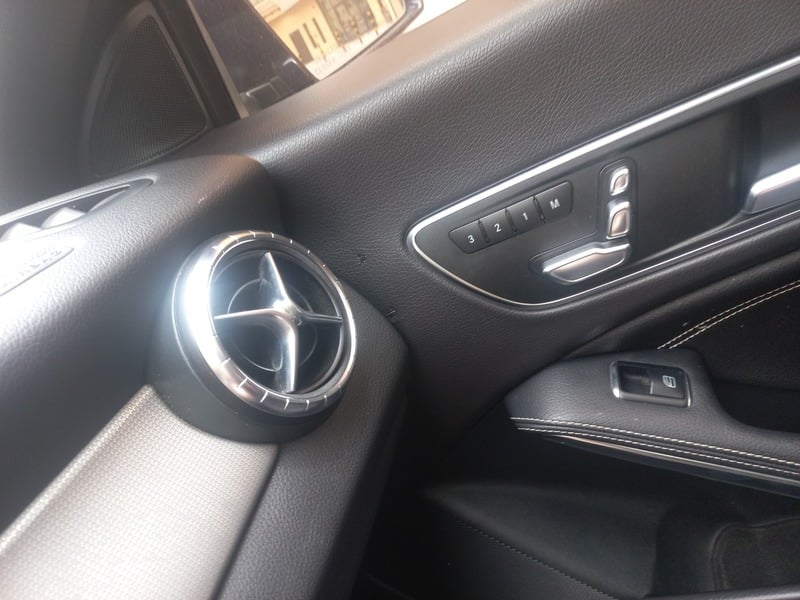 Used 2018 Mercedes CLA250 for sale in Dubai