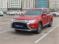 Used 2017 Mitsubishi Outlander for sale in Abu Dhabi