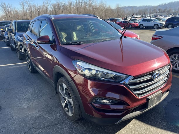 Used 2016 Hyundai Tucson for sale in Abu Dhabi