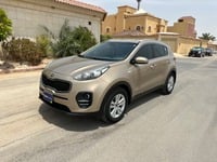 Used 2018 Kia Sportage for sale in Dammam