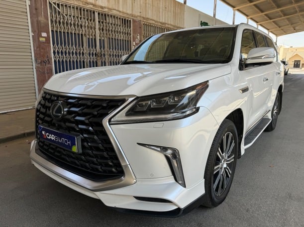 مستعمله 2021 لكزس LX570 للبيع فى الرياض