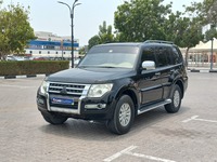 Used 2015 Mitsubishi Pajero for sale in Dubai