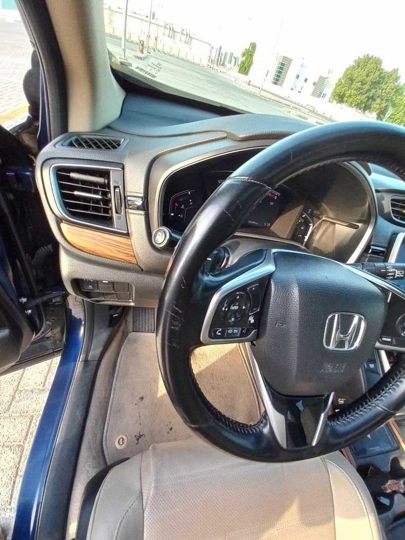 Used 2020 Honda CR-V for sale in Dubai