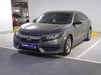 Used 2017 Honda Civic for sale in Abu Dhabi