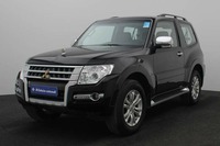 Used 2018 Mitsubishi Pajero for sale in Abu Dhabi