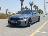 Used 2024 BMW 320 for sale in Dubai