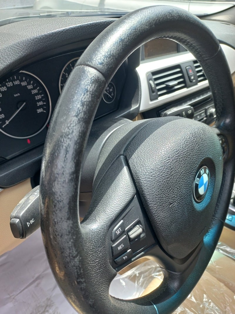 Used 2012 BMW 320 for sale in Dubai