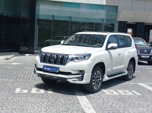 Used 2023 Toyota Prado for sale in Dubai