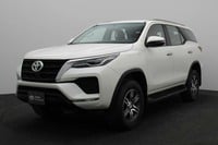 Used 2022 Toyota Fortuner for sale in Abu Dhabi