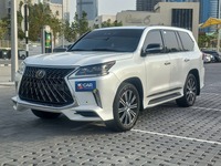 Used 2018 Lexus LX570 for sale in Abu Dhabi