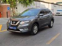 Used 2018 Nissan X-Trail for sale in Dubai