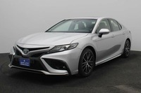 Used 2023 Toyota Camry for sale in Abu Dhabi