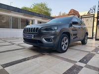 Used 2019 Jeep Cherokee for sale in Riyadh