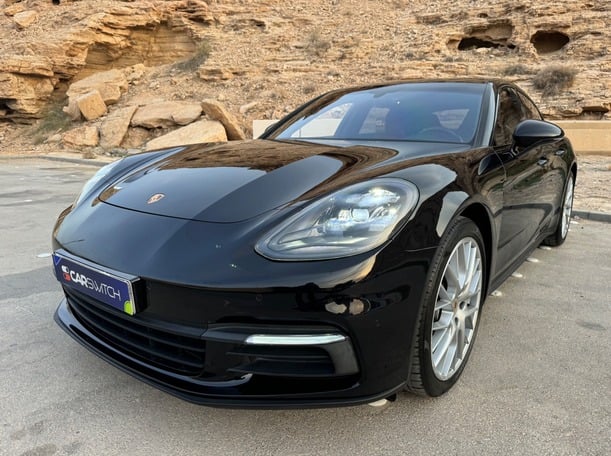 Used 2017 Porsche Panamera for sale in Riyadh