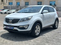 Used 2014 Kia Sportage for sale in Abu Dhabi