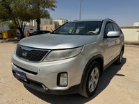 Used 2014 Kia Sorento for sale in Riyadh