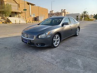 Used 2014 Nissan Maxima for sale in Riyadh