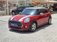 Used 2016 MINI Cooper for sale in Dubai