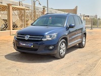 Used 2016 Volkswagen Tiguan for sale in Abu Dhabi