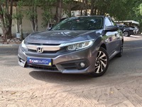 Used 2017 Honda Civic for sale in Dubai