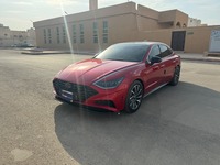 Used 2020 Hyundai Sonata for sale in Riyadh