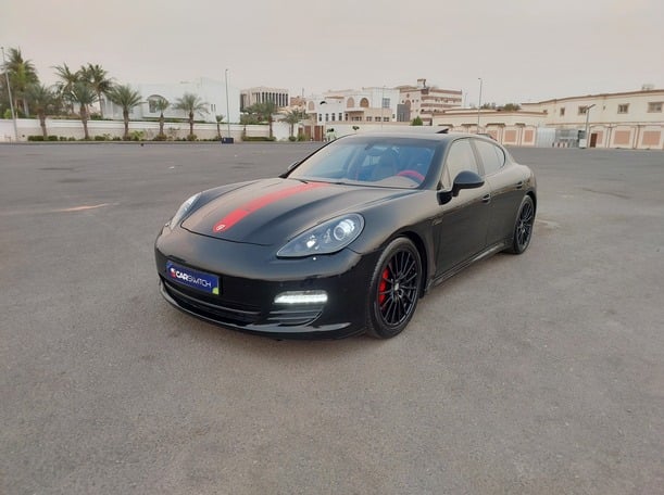 Used 2012 Porsche Panamera for sale in Jeddah