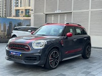 Used 2018 MINI Countryman for sale in Dubai