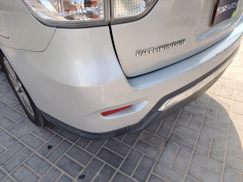 Used 2013 Nissan Pathfinder for sale in Dammam