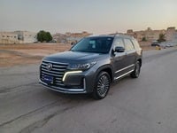 Used 2022 Changan CS95 for sale in Riyadh