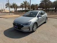 Used 2020 Hyundai Elantra for sale in Riyadh