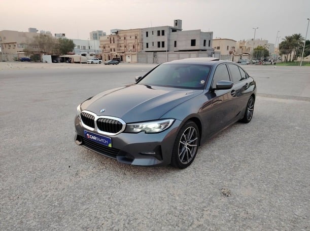 Used 2022 BMW 320 for sale in Dammam