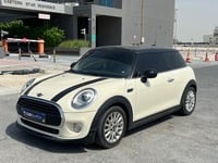 Used 2016 MINI Cooper for sale in Dubai