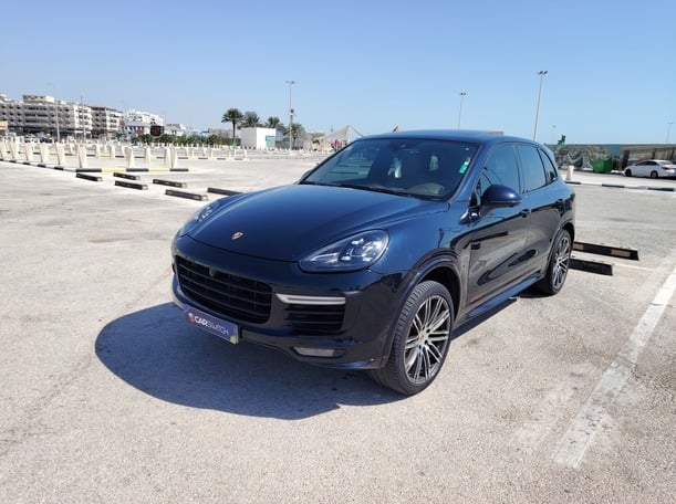 Used 2016 Porsche Cayenne for sale in Al Khobar