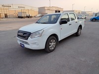 Used 2017 Isuzu D-Max for sale in Dammam