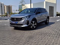 Used 2024 Peugeot 5008 for sale in Dubai